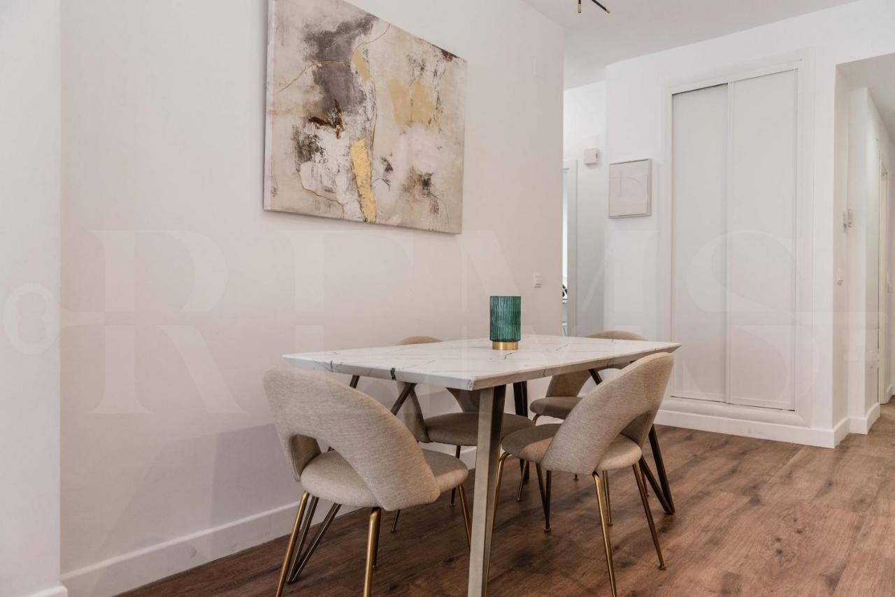Designed Minimalist Apartment - Malaga Center By Rems Exteriér fotografie