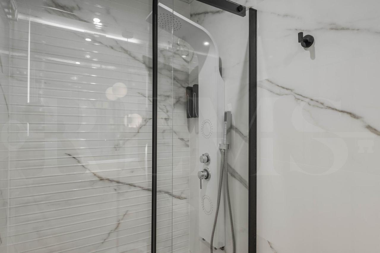 Designed Minimalist Apartment - Malaga Center By Rems Exteriér fotografie
