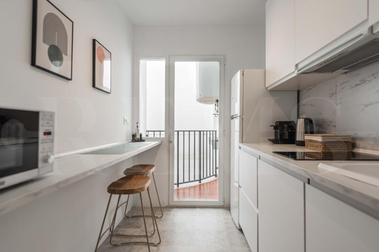 Designed Minimalist Apartment - Malaga Center By Rems Exteriér fotografie