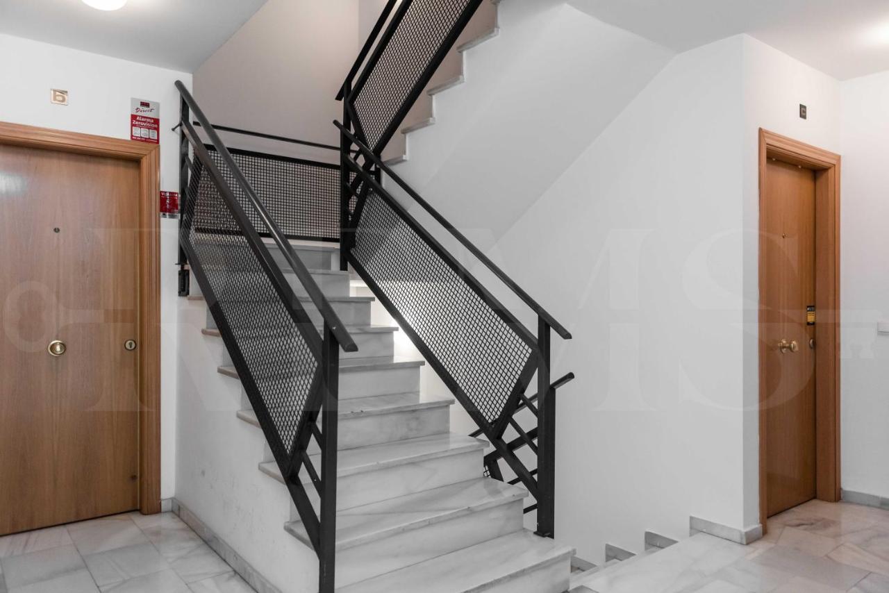 Designed Minimalist Apartment - Malaga Center By Rems Exteriér fotografie